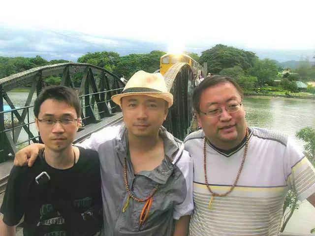 蔡明和老公合照，老公用100封情书追到手
