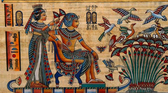 世界历史上第一个皇帝是谁，世界上第一位皇帝