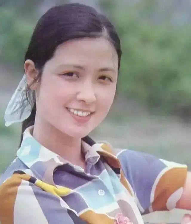 87版红楼梦尤二姐的扮演者沈琳，87《红楼梦》她容貌俊美