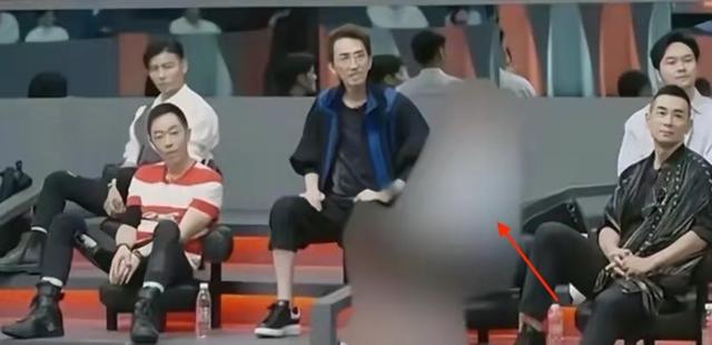 史上最尴尬的五位明星，这9位明星简直尴尬又可笑