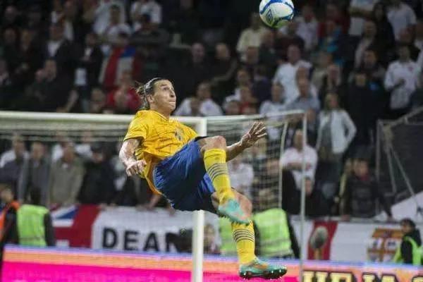 足坛史上最无解的进球，震惊世界足坛的23大最佳进球