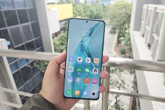 目前最顶级的安卓手机是哪个，四款“顶级安卓旗舰”手机推荐