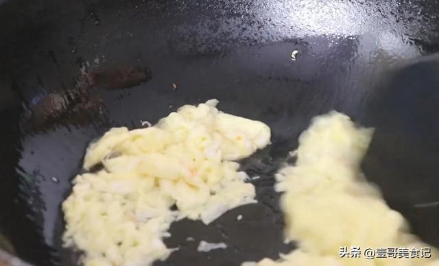 又薄又滑的馄饨皮怎么做，在家也能做出薄皮大馄饨