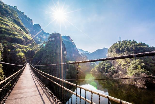 江西省各个地方旅游景点，热门景点和小众秘境一网打尽