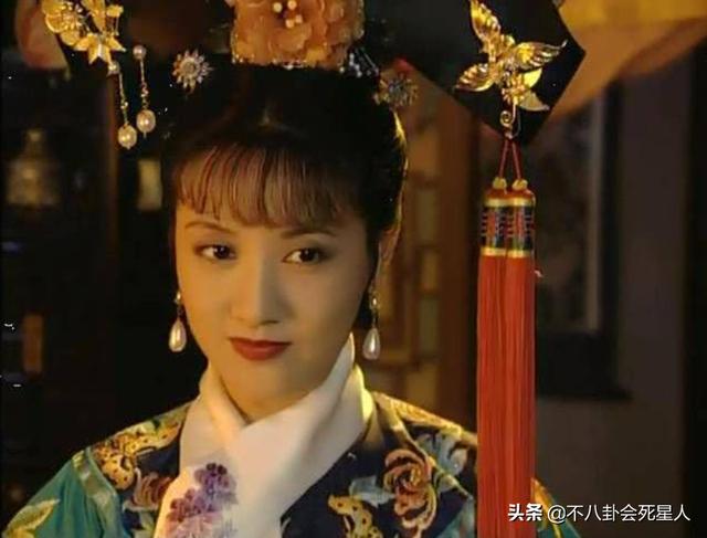 几位女明星的素颜你被谁惊艳到了，现实中路人脸