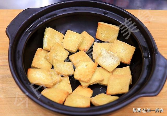 天然石磨豆腐的做法，传统古法用石磨打豆腐的全过程