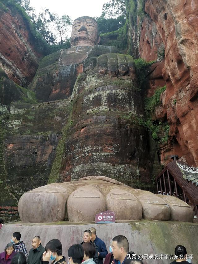 乐山大佛在哪个省，四川乐山大佛景点