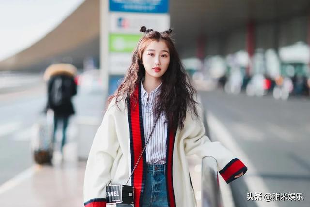 王朔与王子文私下关系，与贾乃亮传绯闻多年、未婚生子