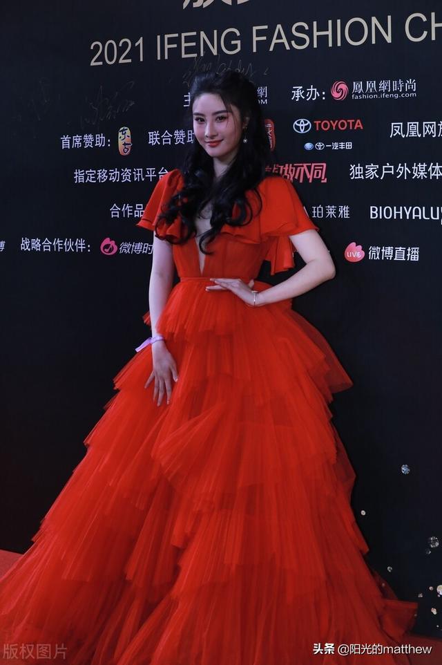 凤凰网时尚频道，从LVMH重启制表师品牌看尊达封神记