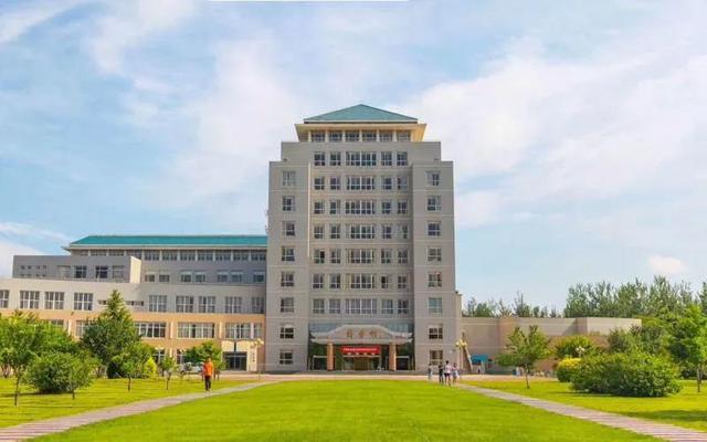 保定学院官网主页，保定学院成长史