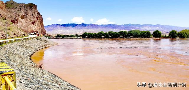 去张家界跟团游，张家界旅游纯玩团攻略和花费