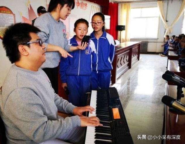 27岁盲人歌手杨光，终为自己的狂妄付出代价