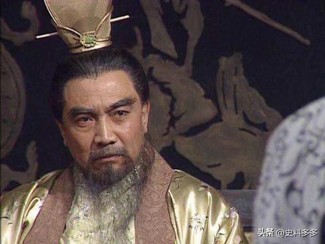 三国唯一可被称为儒将的美周郎，三国中最好的武将和最好的谋士