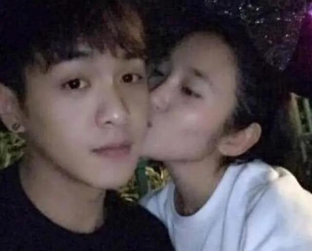 看完张若昀的故事，唐艺昕和张若昀为什么那么恩爱