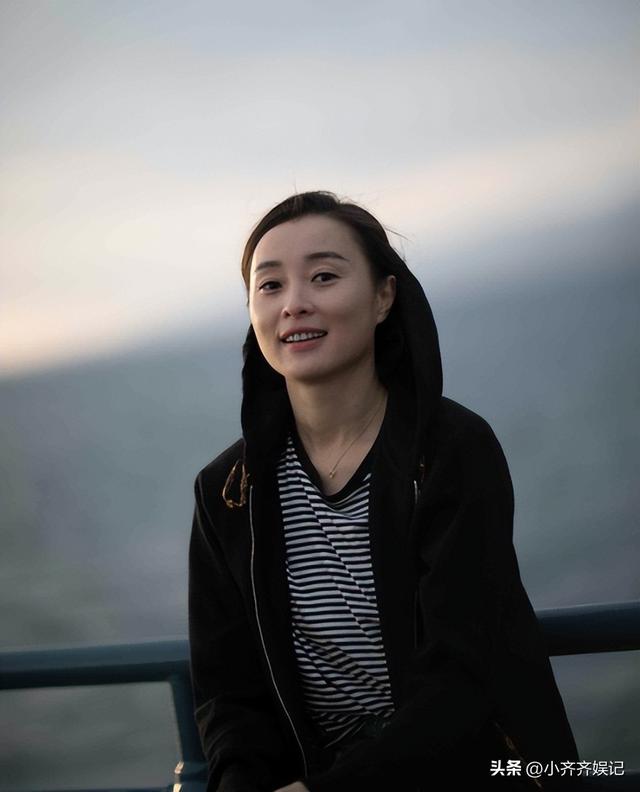 吴越为何如今还不谈男朋友，与陈建斌分手17年了