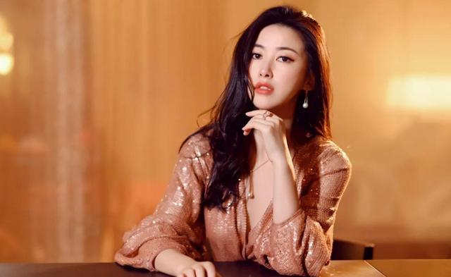 mtv主持人朱珠，打败章子怡成世界百美（朱珠为什么选择结婚）