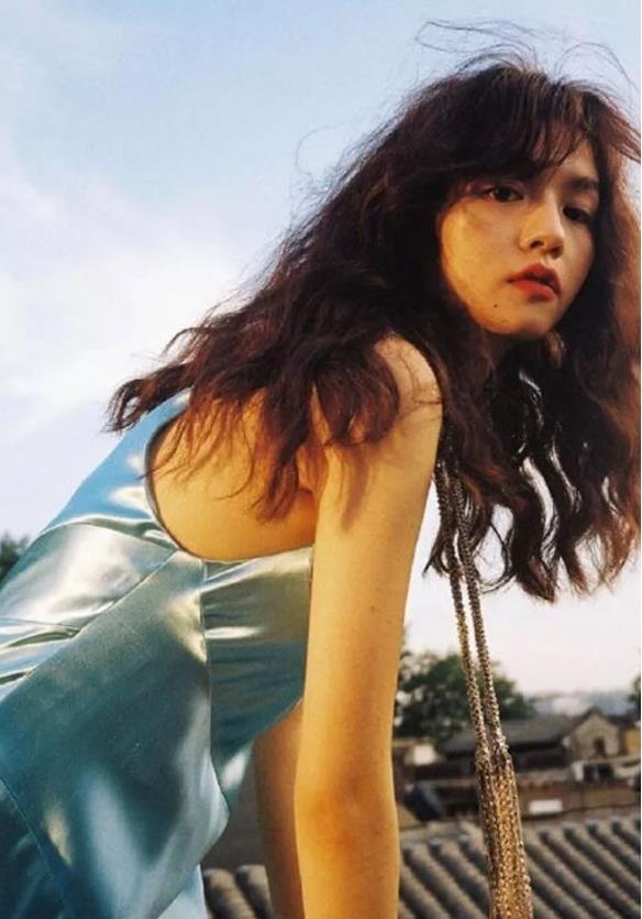 饶雪漫书模名单，一炮而红春夏书模出身逆袭金像影后