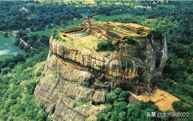 斯里兰卡宣布破产，新西兰破产