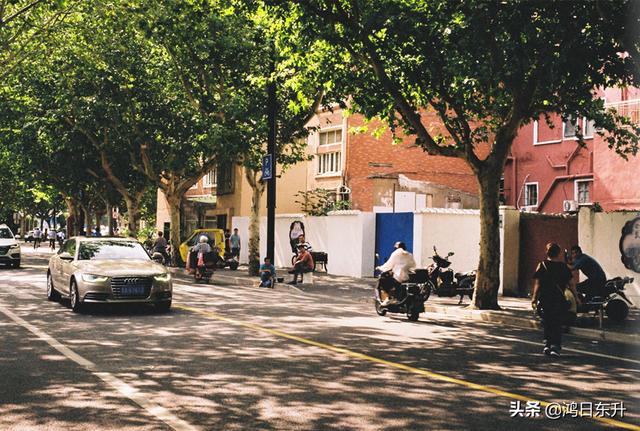 复古情怀胶片相机满满的仪式感，九款实用仿拍立得胶片感APP大测评