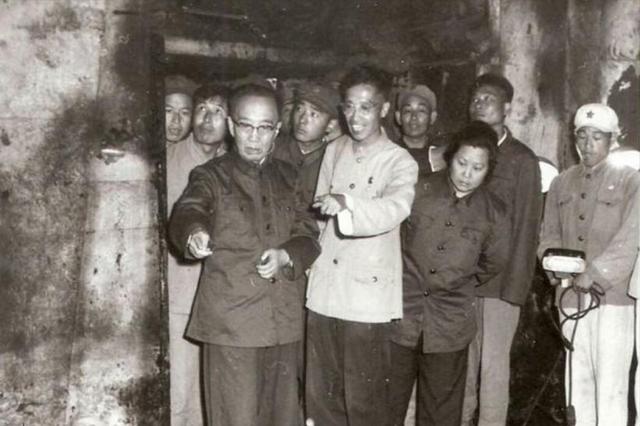 万历陵墓发掘的怪事，考古专家挖掘此墓时