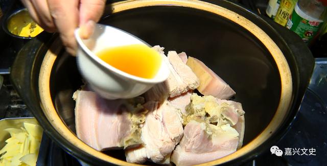 腌笃鲜的正宗做法，腌笃鲜腌笃鲜是嘉兴民间的家常菜（腌笃鲜的正宗做法上海）