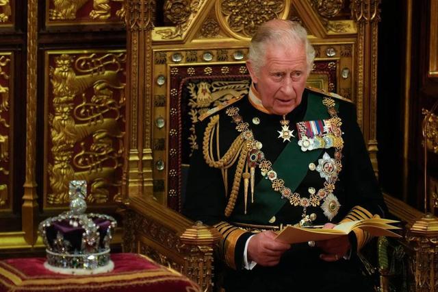 查尔斯继位仪式，英国70年来最大仪仗行动