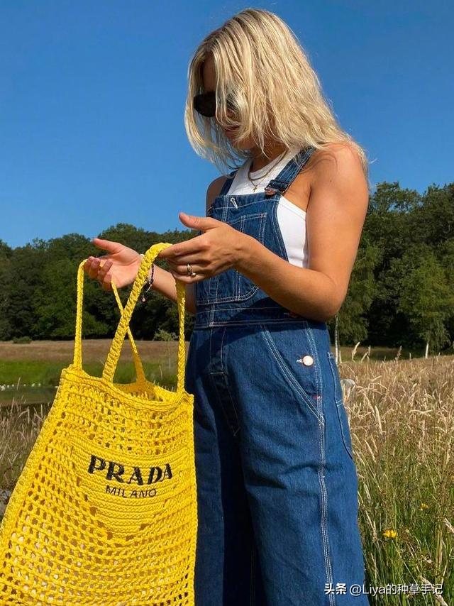 今年流行大包包，今夏最时髦的大包包都在这