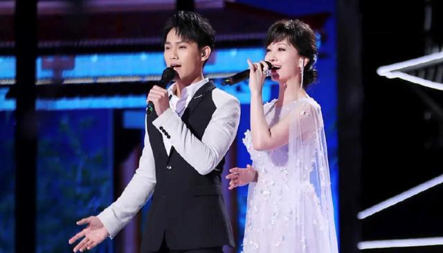 十大香港男童星，曾与视帝两度演父子