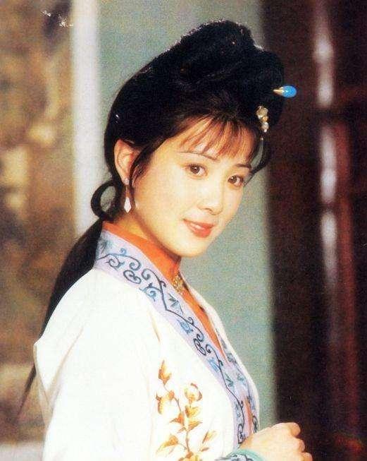 没有整过容的女明星，90年没整过容的女明星（“不老女神”现原形）