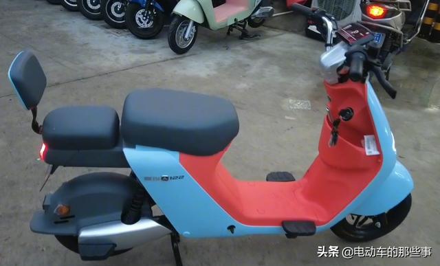 爱玛电动车型号，爱玛电动车所有型号续航超100千米