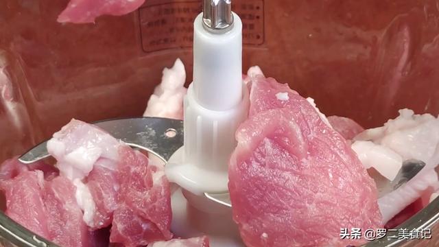 怎么做肉丸子好吃，肉丸子怎么做才好吃又简单（这才是肉丸子最好吃的做法）