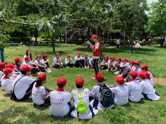 南京市励志学校，十年办好一所家门口的南外