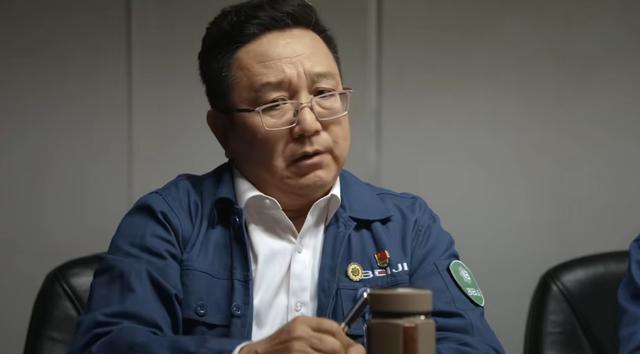 周梅森个人资料，被观众骂被周梅森夸