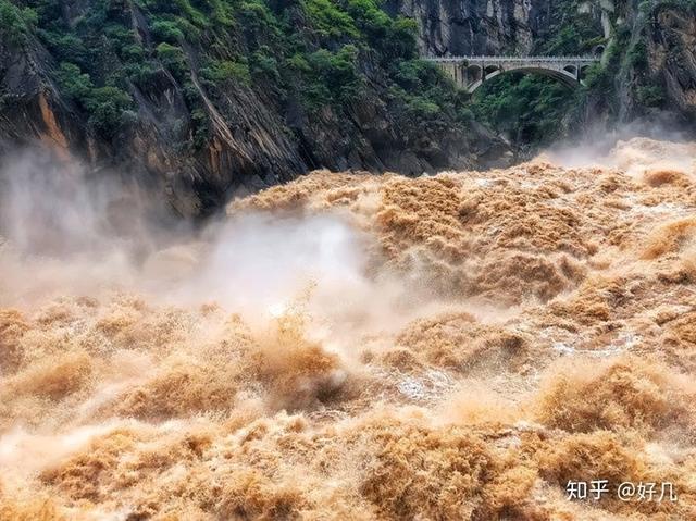 丽江古城旅游费用，丽江旅游自由行攻略及花费（想去丽江旅游的大哥们记下来,4-6月,1499玩到尽致）