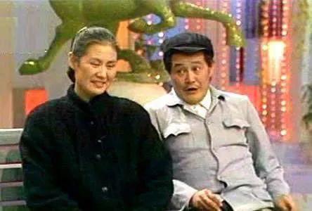 历年春晚回顾合集，央视春晚走过40年