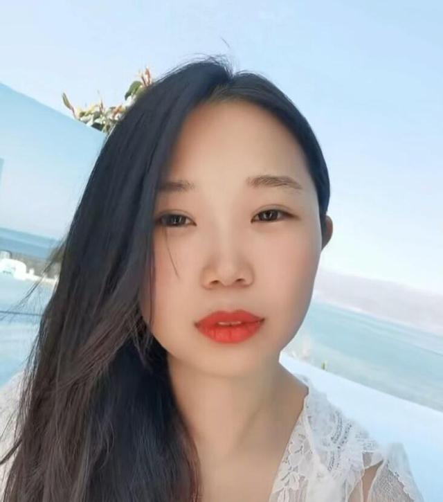 肖战有没有绯闻，杨紫肖战再传绯闻，网友：离谱