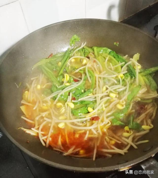 羊肉配什么菜好吃，这个季节吃羊肉配什么菜好吃（羊肉片别总是涮着吃）