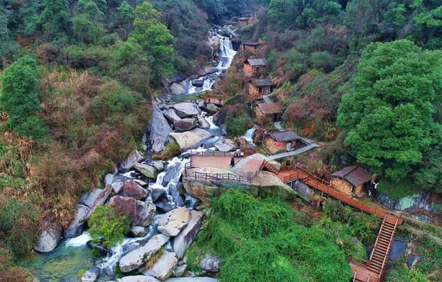 江西省各个地方旅游景点，热门景点和小众秘境一网打尽