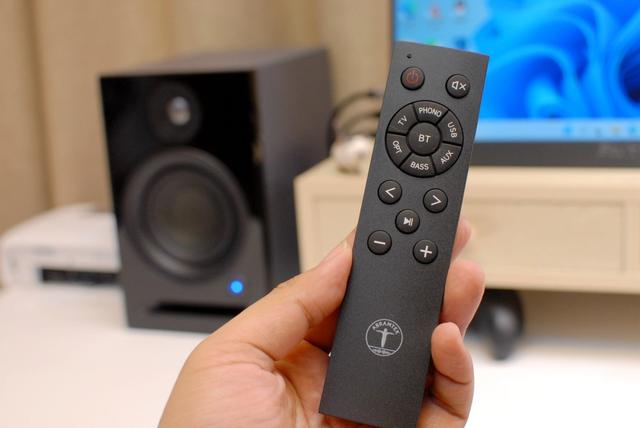 艾特铭客音响系列介绍，小桌面也能搭配的HiFi级有源音箱