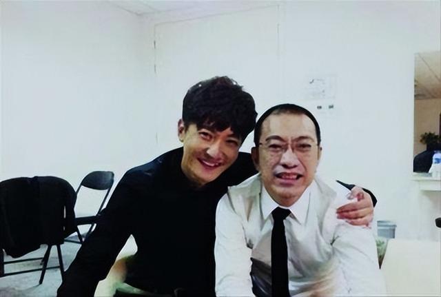 郭京飞和鲍莉儿子，老男孩郭京飞与鲍莉闪婚