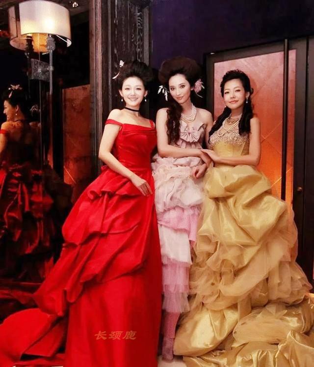 吴佩慈刚出道时的样子，看吴佩慈朋友圈的变更