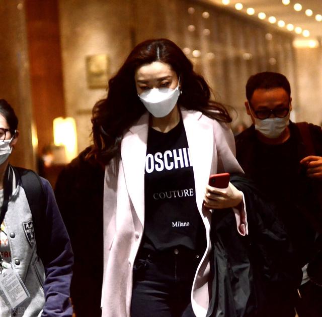 熊黛林和郭富城，熊黛林为何被郭富城抛弃（如今找到不图他钱和法拉利的女孩）