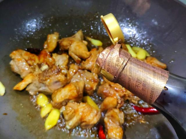 红烧排骨的做法最简单，红烧排骨懒人做法简单易学又好吃