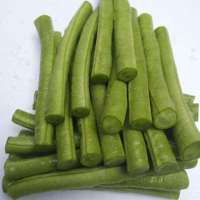 翠绿豇豆种子，翠绿色的早中熟小叶豇豆品种