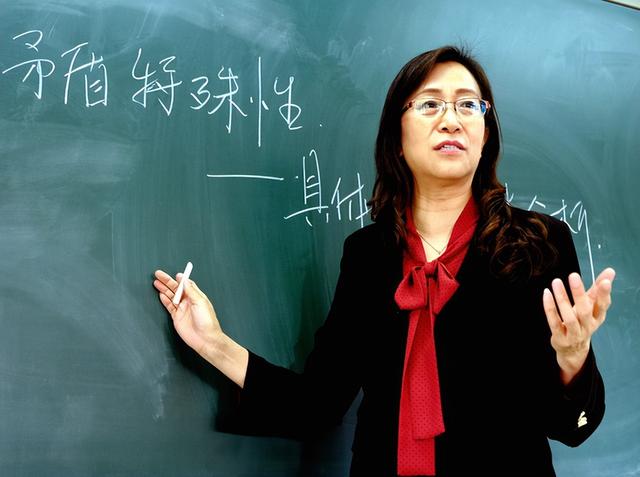 私立学校和公立学校哪个好，公立学校跟私立学校哪个好（读公立学校和私立学校的学生）