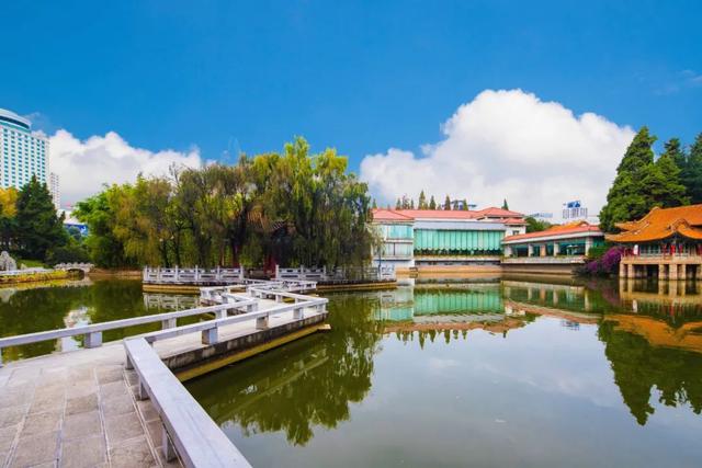 昆明十大必吃本地餐厅24小时营业，昆明这10家餐厅竟然是名人故居