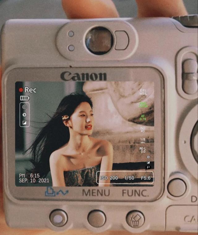 男士情人节礼物，情人节适合男生的礼物（男生最想收到的6种情人节礼物）