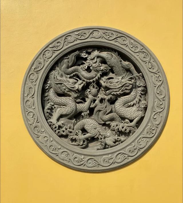 上海龙华寺好玩吗，上海古刹龙华寺