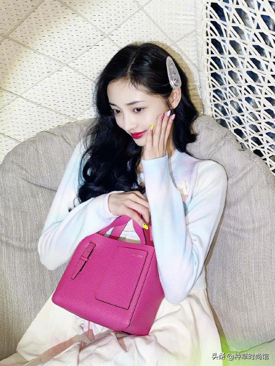 27套时尚穿搭总有一款适合你，会让你的魅力加分