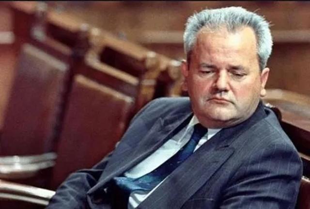 南斯拉夫大使馆被炸，南斯拉夫大使馆当时被炸（“误炸”中国驻南使馆后）